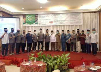 Panitia Webinar BMT Summit 2020 di Balikpapan, Senin (16/11). Foto: Zain