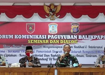 Dari kiri Ketua FKDM Leo Sukoco, Kepala Kantor Kemenag Dr. Sartono, Dandim 0905 I Gusti Agung Putu Sujarnawa, Wakapolresta Sebril Sesa. Foto: Istimewa