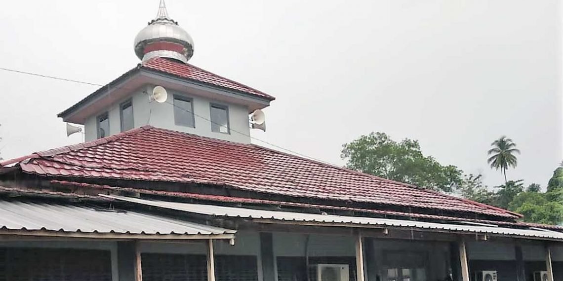 Masjid Annasai Kelurahan Batu Ampar Balikpapan Kalimantan Timur. Foto: LINES