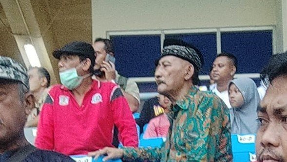 Tampak juga di sela-sela penonton Ketua Umum MUI Kota Balikpapan Habib Mahdar Abu Bakar Al Qadri MA bersama pengurus LDII Balikpapan H. Asrul Sani. Foto: Istimewa