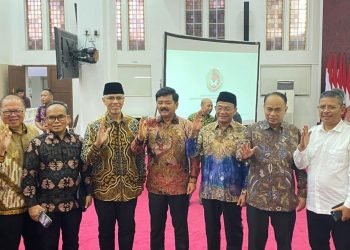 Sekretaris DPP LDII Rio Sidauruk menghadiri rapat koordinasi pencegahan perjudian daring. Rakor tersebut melibatkan organisasi masyarakat (ormas) keagaamaan dan dihelat di Kantor Kementerian Koordinator Bidang Pembangunan Manusia dan Kebudayaan (Kemenko PMK), Jakarta, pada Selasa (25/6). Foto: LINES