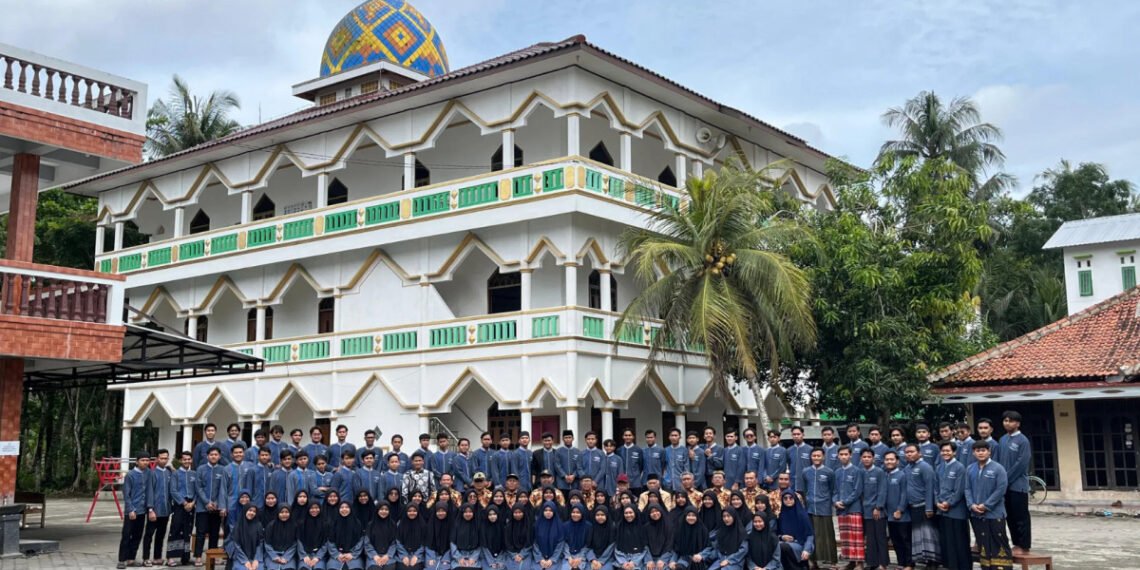 DPD LDII Tangkot dan Selatan Apresiasi Penerapan 29 Karakter Luhur Para Santri di Ponpes LDII Jateng