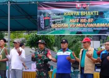 Sinergi TNI dan LDII: Bersih-Bersih dan Tanam Pohon untuk Balikpapan