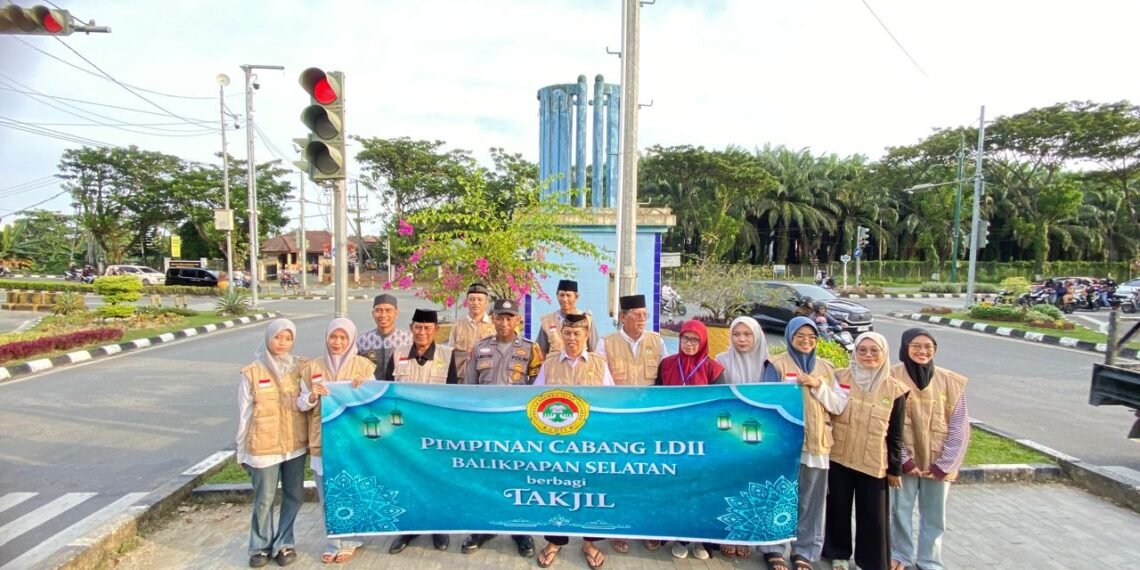 Polisi Apresiasi Aksi LDII Berbagi, 1.000 Takjil Dibagikan Tertib di Sepinggan