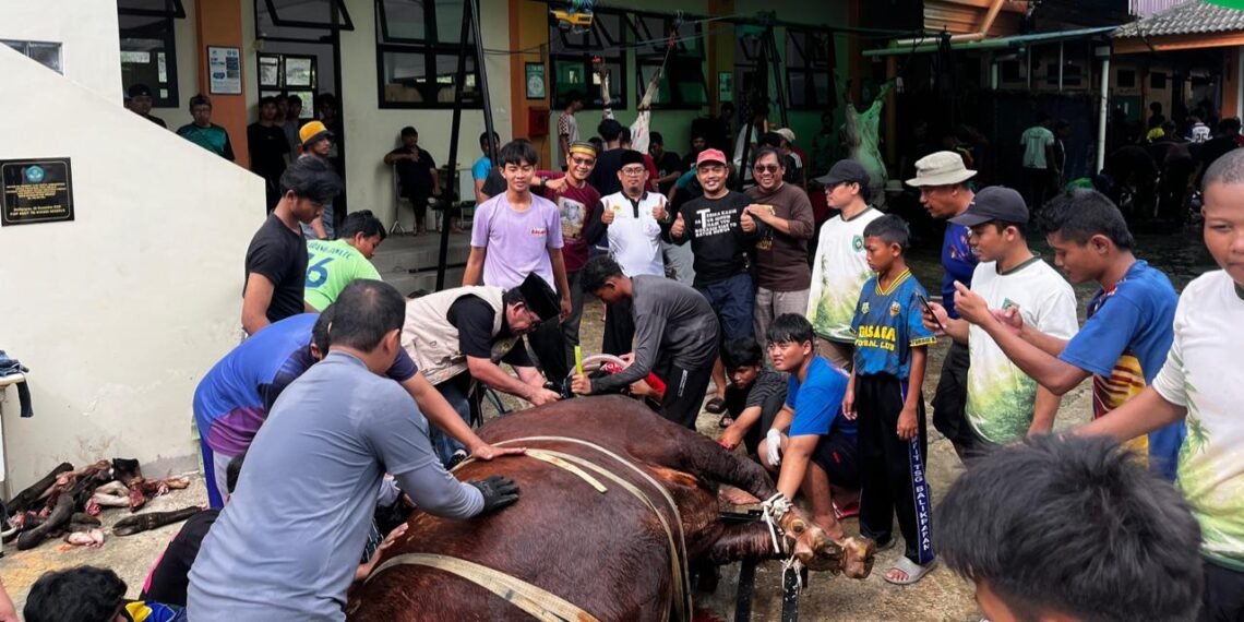 Semangat Gotong Royong dan Kepedulian Sosial Warnai Kurban LDII Balikpapan Tengah